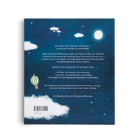 The back cover of a book featuring a night sky illustration with a full moon, stars, and clouds. German text is centered over the illustration, describing the book's content. A small green and white striped hot air balloon floats on the left side, and a barcode is at the bottom left.